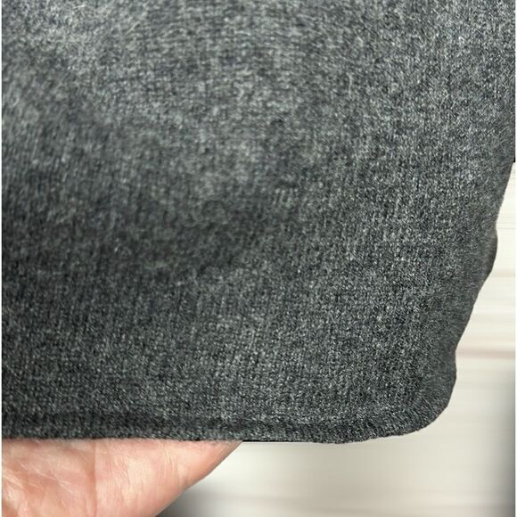 RAFFI Cashmere V-Neck Fringe Sleeve Boho Sweater Iron Gray Short Boxy Style M - Picture 7 of 10